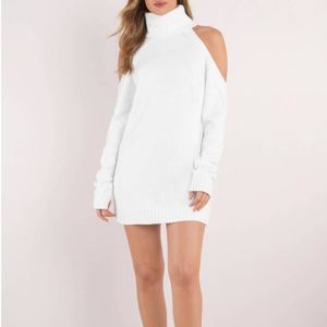 NWOT TOBI  Cute Comfy White Sweater Dress